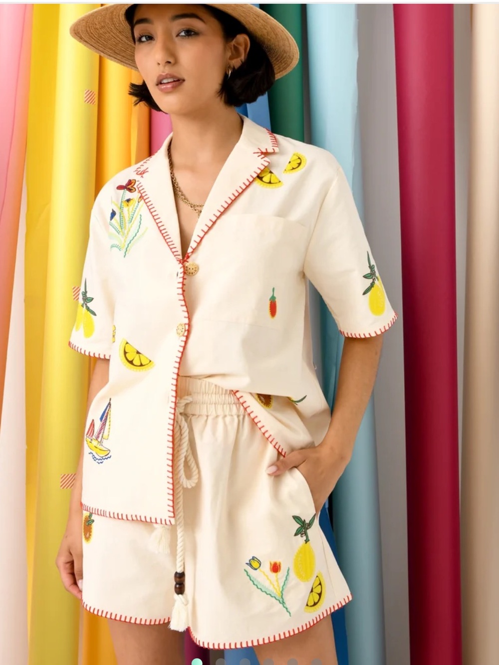 Hunter Bell embroidered set
